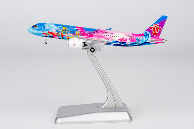 NG Models China Southern COMAC C919 B-658W Ultimate 1/400