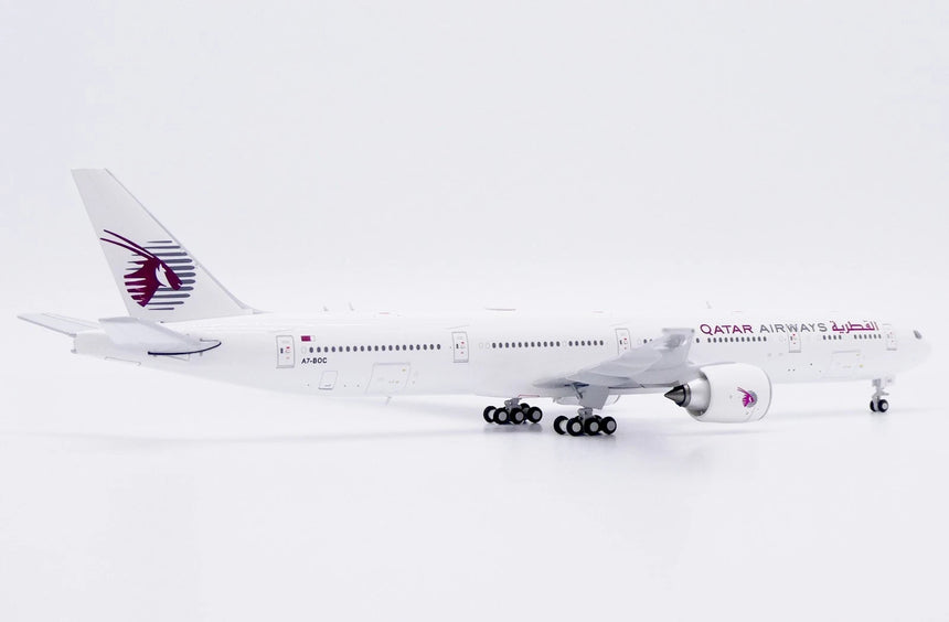 JC Wings Qatar Airways Boeing 777-300ER "All White" (A7-BOC) 1/400 Aircraft Scale Model