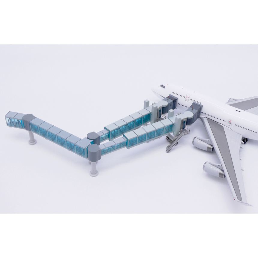 JC Wings Air Passenger Bridge B747 (Blue) 1/400 Scale Model Accessory