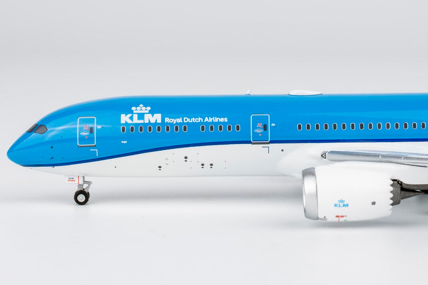 NG Models KLM Royal Dutch Airlines Boeing B787-9 Dreamliner PH-BHA revised colors; named "Carnation / Anjer" 1/400 Aircraft Scale Model
