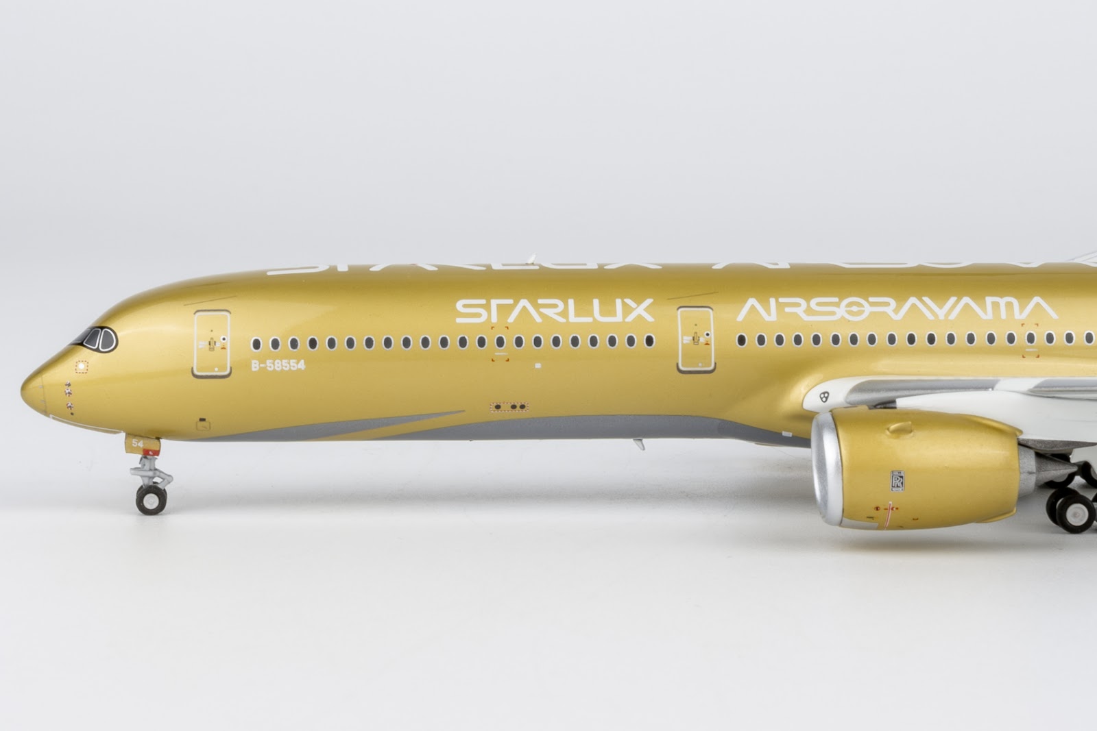 NG Models Starlux Airlines Airbus A350-1000 B-58554 (Airsorayama