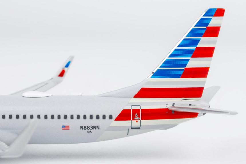 NG Models American Airlines Boeing 737-800 N883NN Ultimate 1/400 Aircraft Scale Model