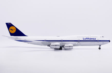 JC Wings Lufthansa Boeing 747-8i Retro D-ABYT 1/200 Aircraft Scale Model