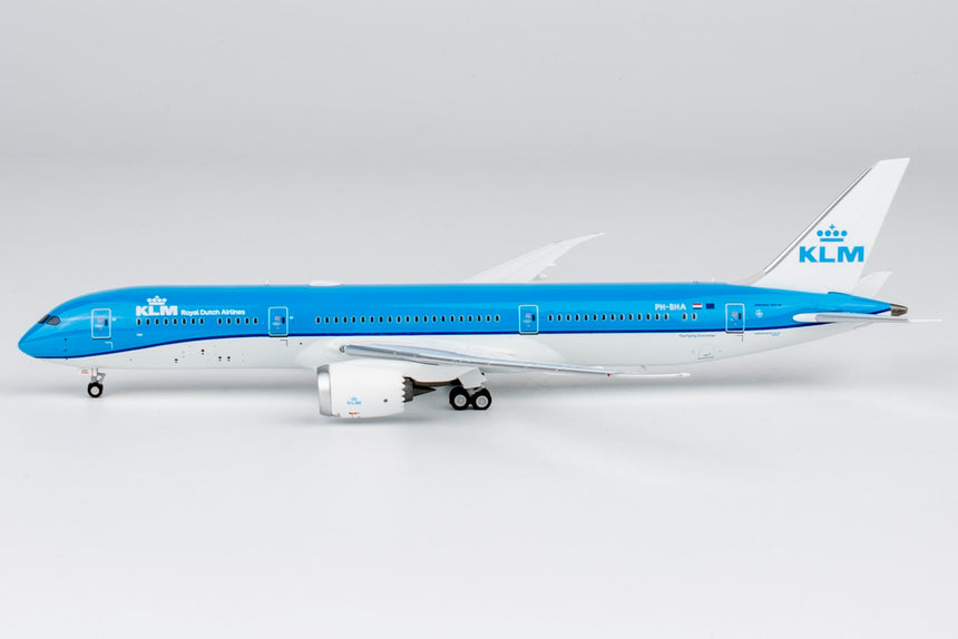 NG Models KLM Royal Dutch Airlines Boeing B787-9 Dreamliner PH-BHA revised colors; named "Carnation / Anjer" 1/400 Aircraft Scale Model