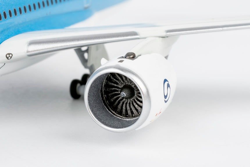 NG Models Korean Air Airbus A350-900 HL8746 New Livery 1/400 Aircraft Scale Model