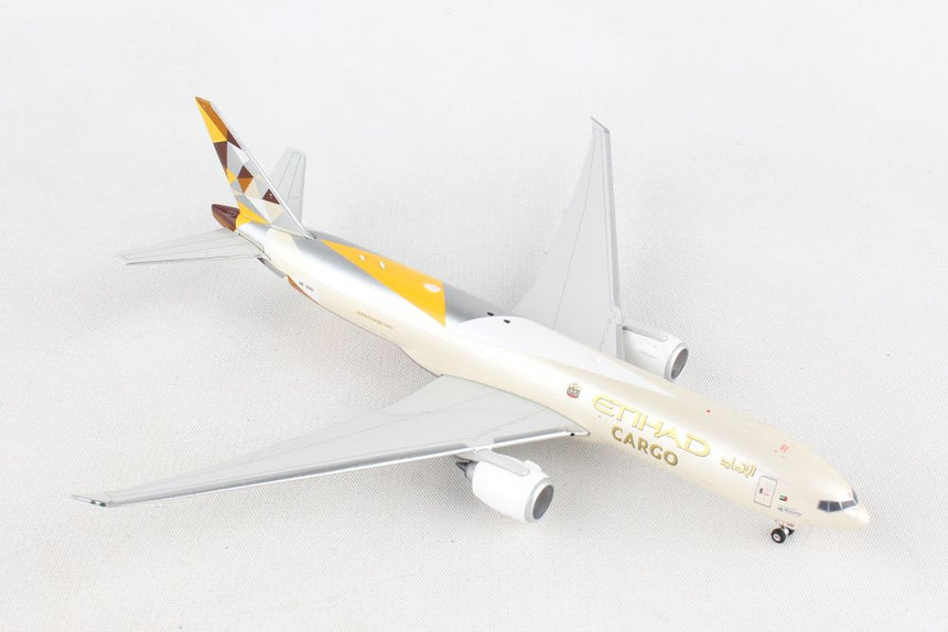 Phoenix Etihad Cargo Boeing 777-200F A6-DDD 1/400 Aircraft Scale Model
