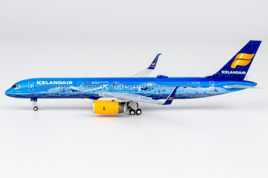 NG Models Icelandair Boeing 757-200/w A321 TF-FIR Vatnajokull; (Ultimate) 1/400 Aircraft Scale Model