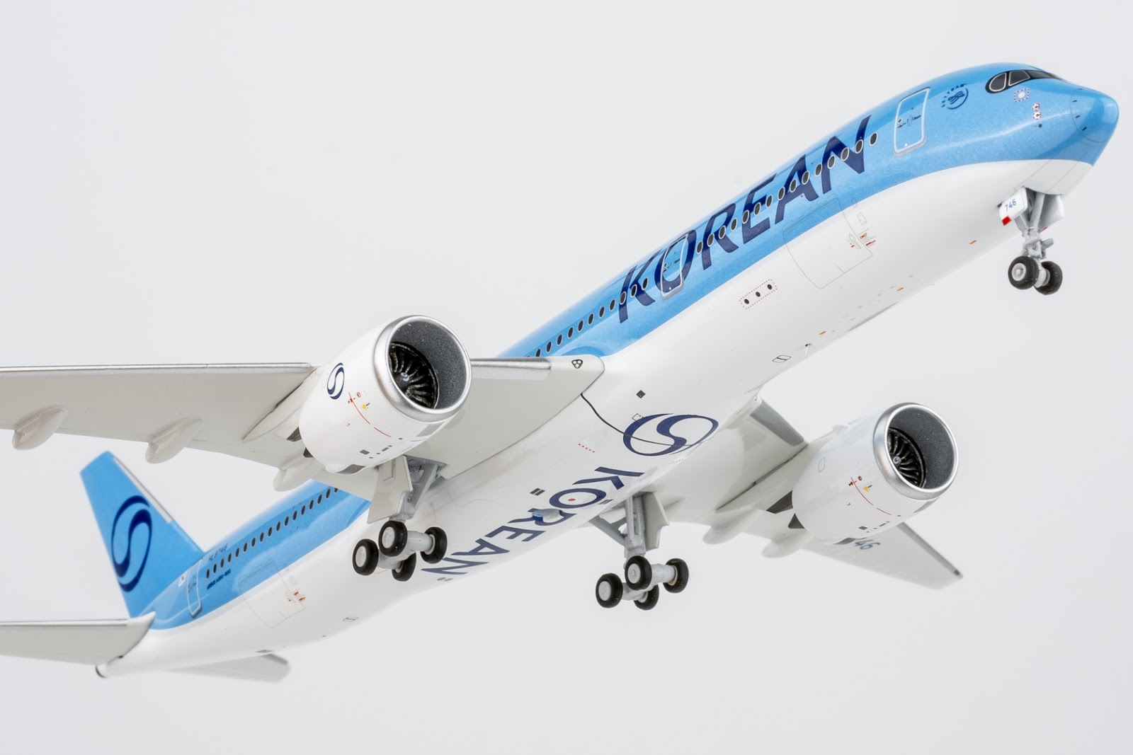 NG Models Korean Air Airbus A350-900 HL8746 New Livery 1/400
