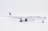 JC Wings Qatar Airways Boeing 777-300ER "All White" (A7-BOC) 1/400 Aircraft Scale Model