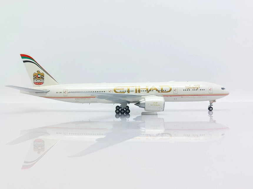 JC Wings Etihad Airways Boeing 777-200LR (A6-LRB) 1/200 Aircraft Scale Model