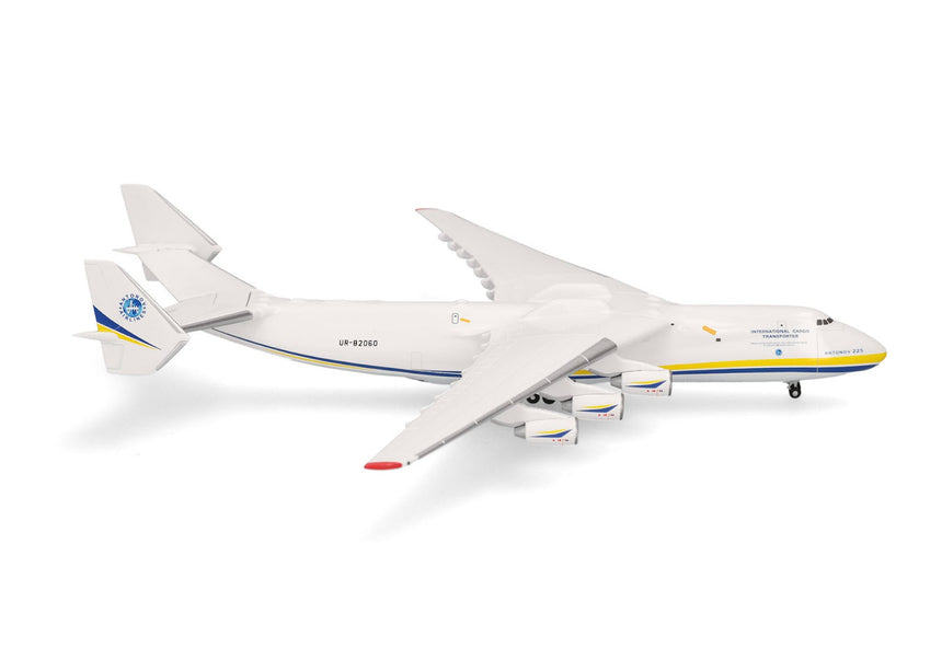 Herpa Antonov Airlines Antonov AN-225 Mriya 1/500 Aircraft Scale Model