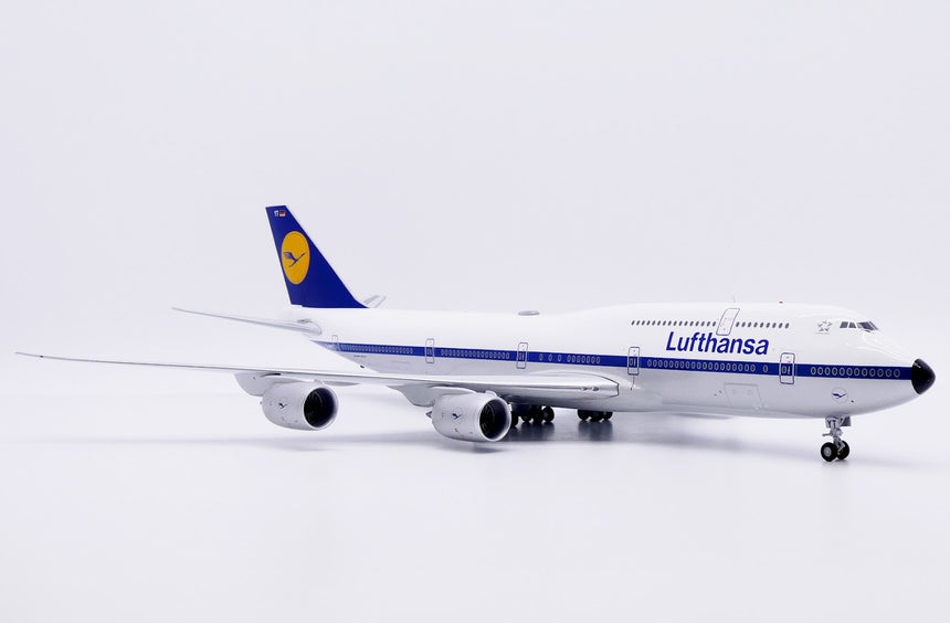 JC Wings Lufthansa Boeing 747-8i Retro D-ABYT 1/200 Aircraft Scale Model