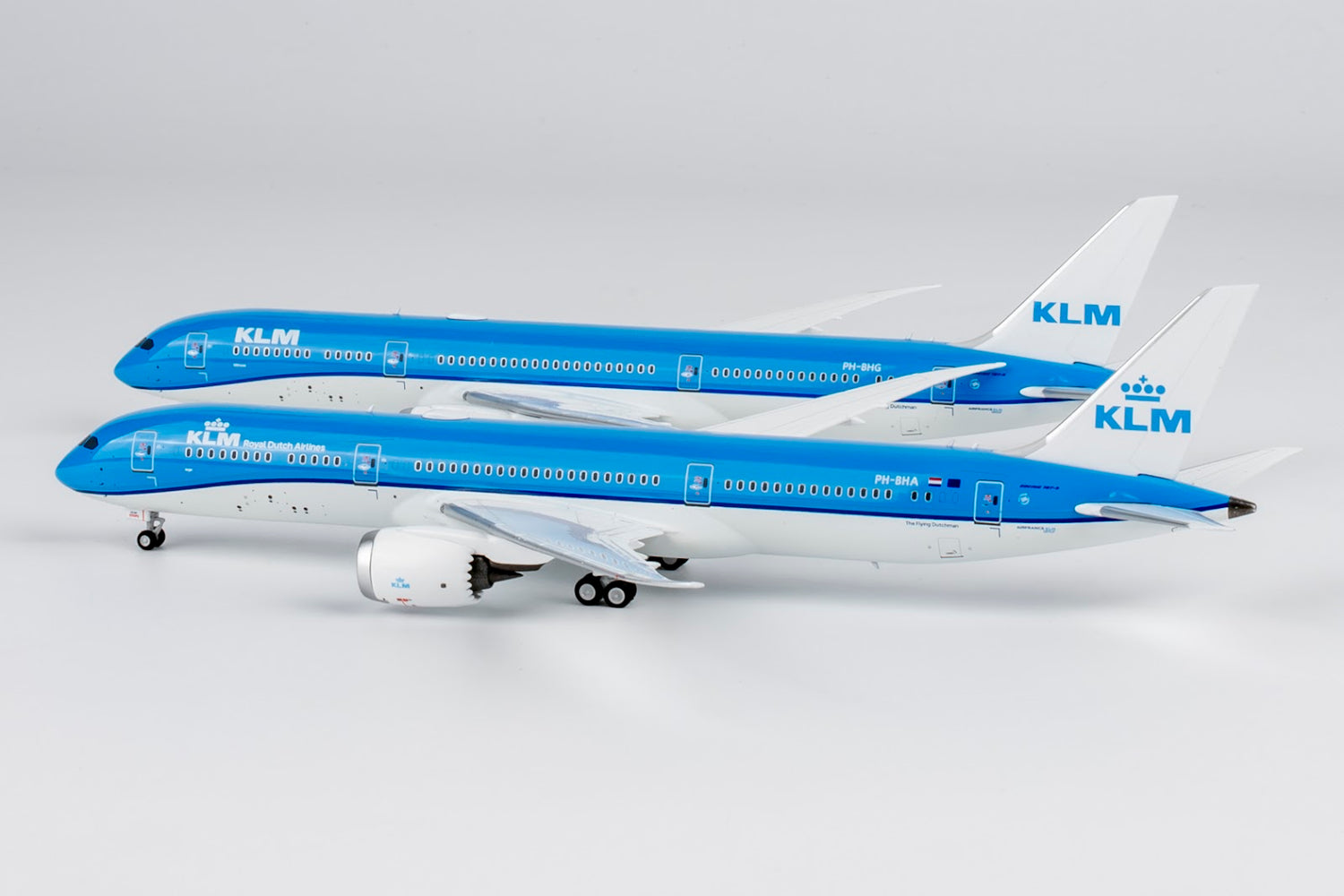 NG Models KLM Royal Dutch Airlines Boeing B787-9 Dreamliner PH-BHG KLM logo's without the crown 1/400 Aircraft Scale Model