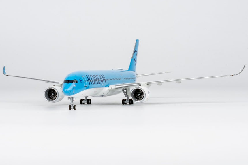 NG Models Korean Air Airbus A350-900 HL8746 New Livery 1/400 Aircraft Scale Model