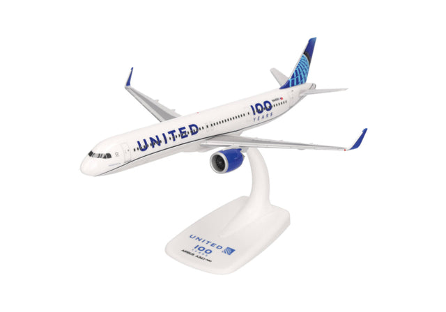 Herpa Snap-Fit United Airlines Airbus A321neo - N44550 "100 Years" 1/200 Aircraft Scale Model