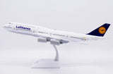 JC Wings Lufthansa Boeing 747-8i "1500th Boeing 747" (D-ABYP) 1/200 Aircraft Scale Model