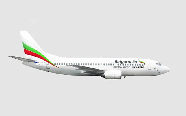 PPC Models Bulgaria Air Embraer E190 1/100 Aircraft Scale Model