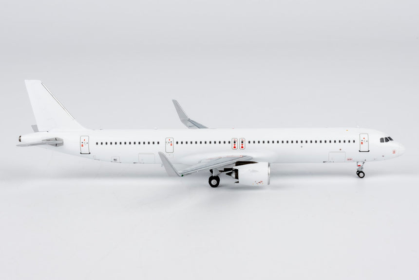 NG Models Blank Model Airbus A321neo (PW PW1000G engines) 1/400 Aircraft Scale Model
