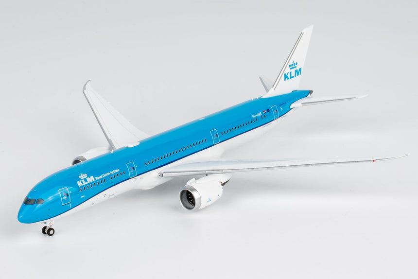 NG Models KLM Royal Dutch Airlines (revised current colors; named "Dahlia") Boeing 787-9 Dreamliner PH-BHE 1/400 Aircraft Scale Model