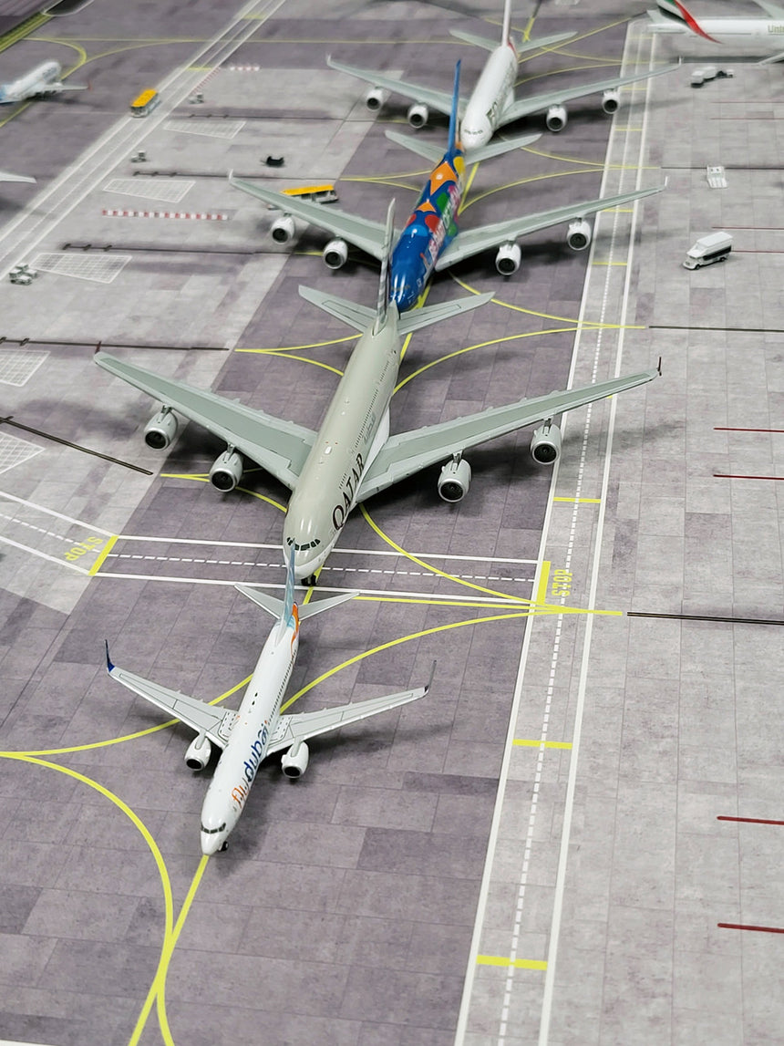AMS 1/400 & 1/500 Scale Foldable Hard-Board Airport Mat