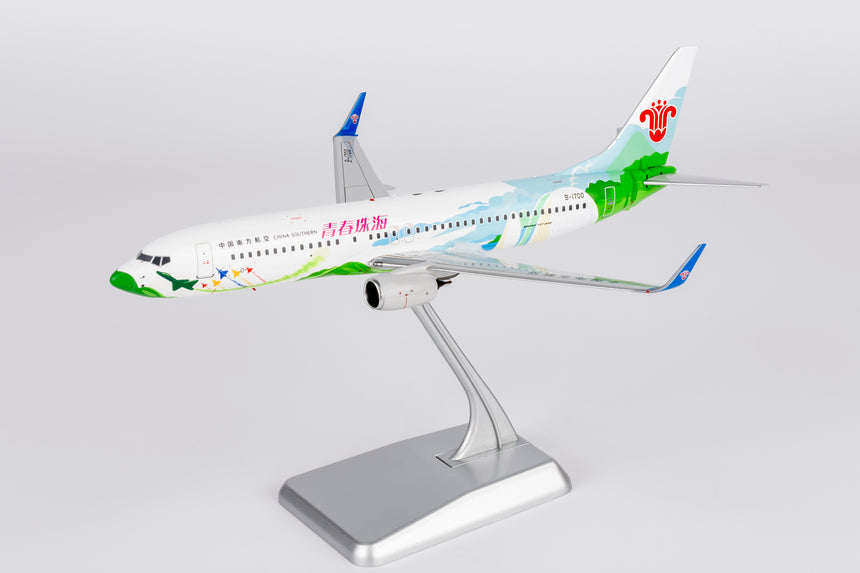 NG Models China Southern Airlines Zhuhai City of Youth Boeing 737-800/w B-1700 1/200 Aircraft Scale Model