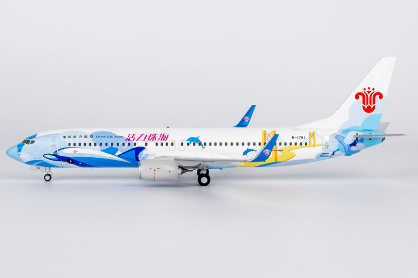 NG Models China Southern Airlines Energetic Zhuhai Boeing 737-800/w B-1781 1/200 Aircraft Scale Model