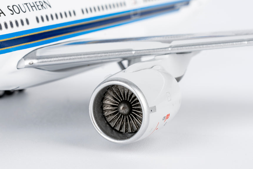 NG Models China Southern Airlines ETOPS - 越太平洋延程飞行 Boeing 777-200ER B-2056 1/400 Aircraft Scale Model