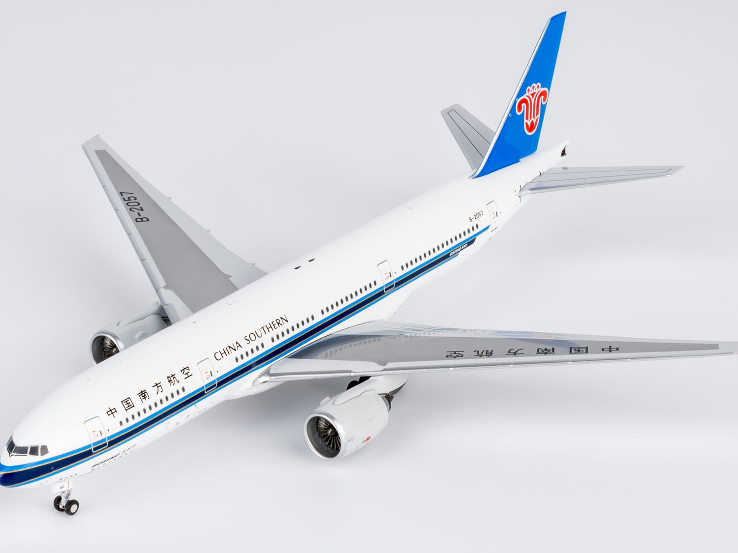 NG Models China Southern Airlines “PEARL OF THE SOUTH - 南方明珠”号; ETOPS - 越太平洋延程飞行 Boeing 777-200ER B-2057 1/400 Aircraft Scale Model