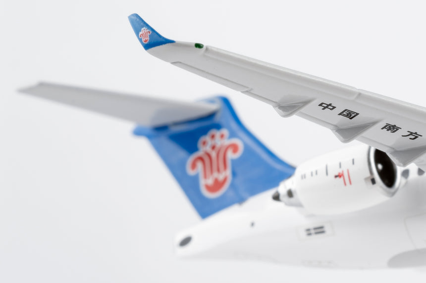 NG Models China Southern Airlines COMAC C909 B-658K 1/400 Aircraft Scale Model