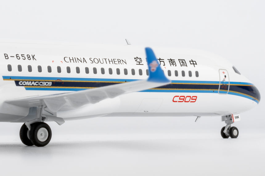 NG Models China Southern Airlines COMAC C909 (ARJ21-700) B-658K 1/200 Aircraft Scale Model