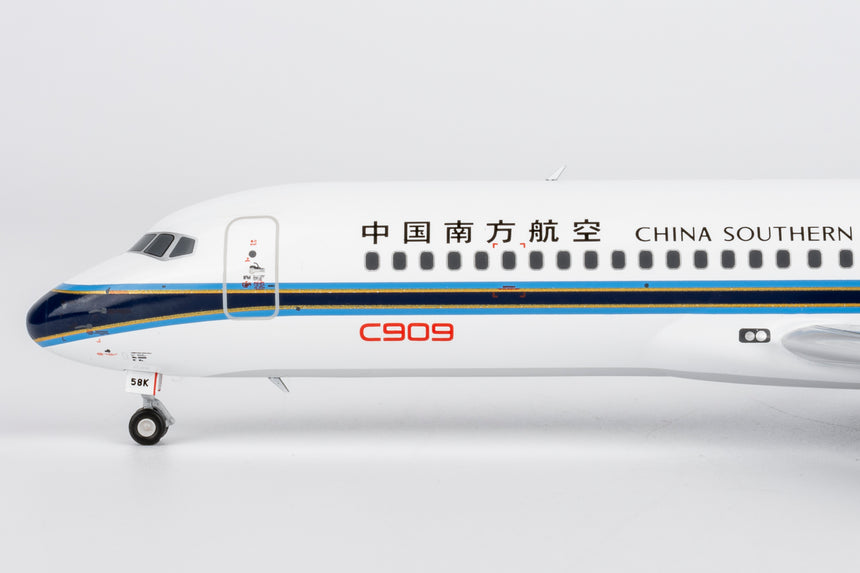 NG Models China Southern Airlines COMAC C909 (ARJ21-700) B-658K 1/200 Aircraft Scale Model
