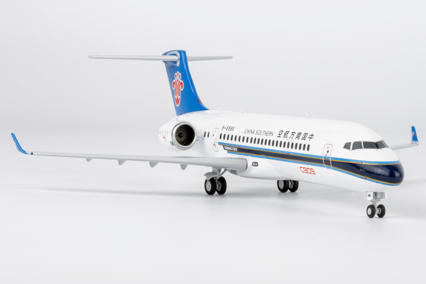 NG Models China Southern Airlines COMAC C909 (ARJ21-700) B-658K 1/200 Aircraft Scale Model
