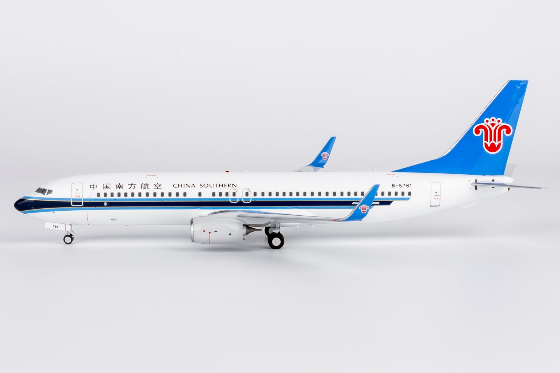 NG Models China Southern Airlines Boeing 737-800/w B-5761 1/200