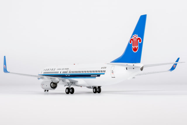 NG Models China Southern Airlines Boeing 737-800/w B-5761 1/200 Aircraft Scale Model