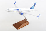 SkyMarks United Boeing 737-800 W/Wood Stand 2019 New Livery 1/130 Scale