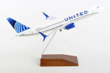 SkyMarks United Boeing 737-800 W/Wood Stand 2019 New Livery 1/130 Scale