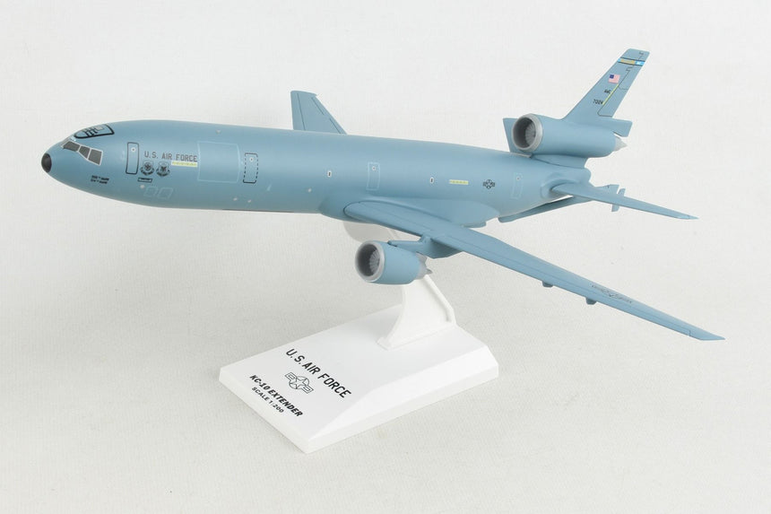 SkyMarks Kc-10 Usaf Mcguire AFB New Livery 1/200 Scale