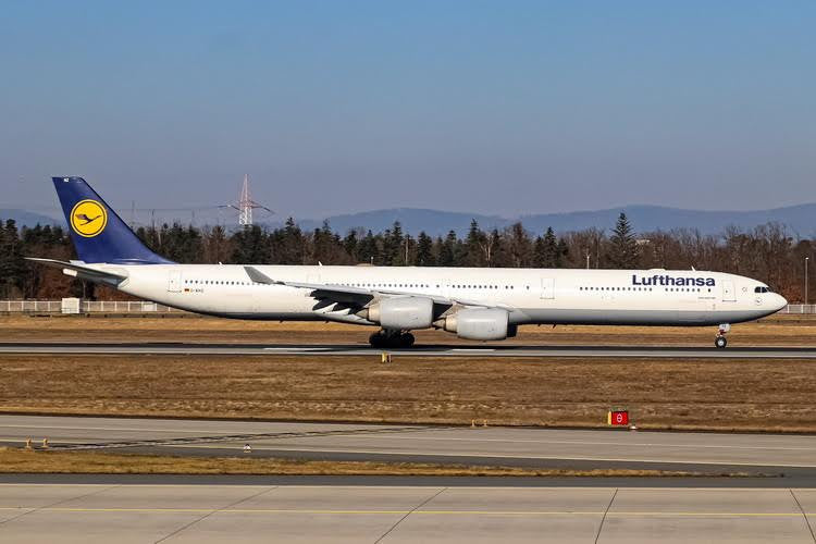 Phoenix Lufthansa Airbus A340-600 D-AIHZ 1/400 Scale PH4653