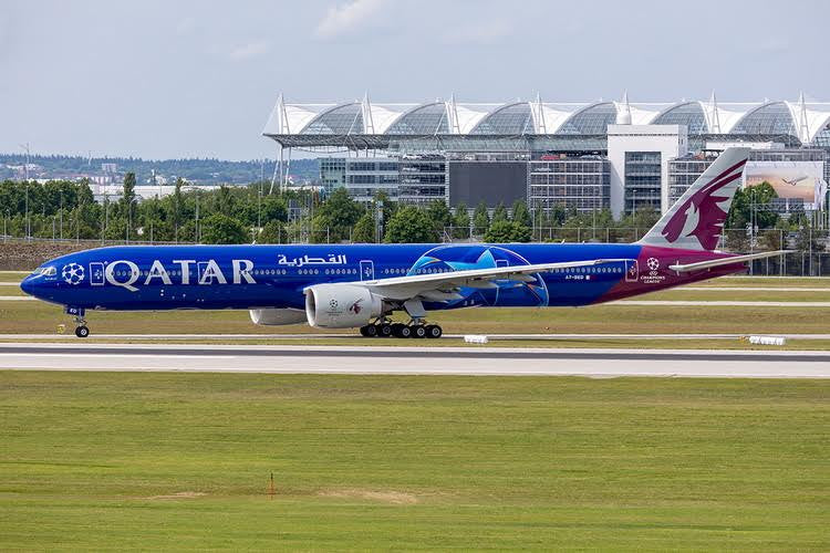 Phoenix Qatar Boeing B777-300ER A7-BED 1/400 Scale PH4655