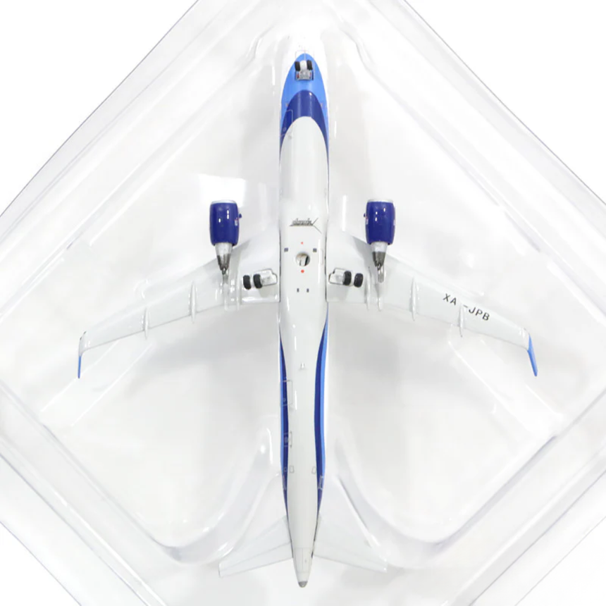 Phoenix Interjet Airbus A321 XA-JPB 1/400 Aircraft Scale Model