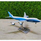 Hogan Boeing 747-8F 1/400 Aircraft Scale Model