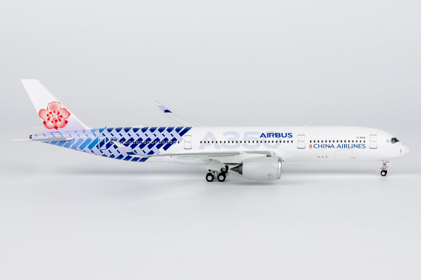 NG Models China Airlines Airbus A350-900 B-18918 (ULTIMATE) 1/400 Aircraft Scale Model