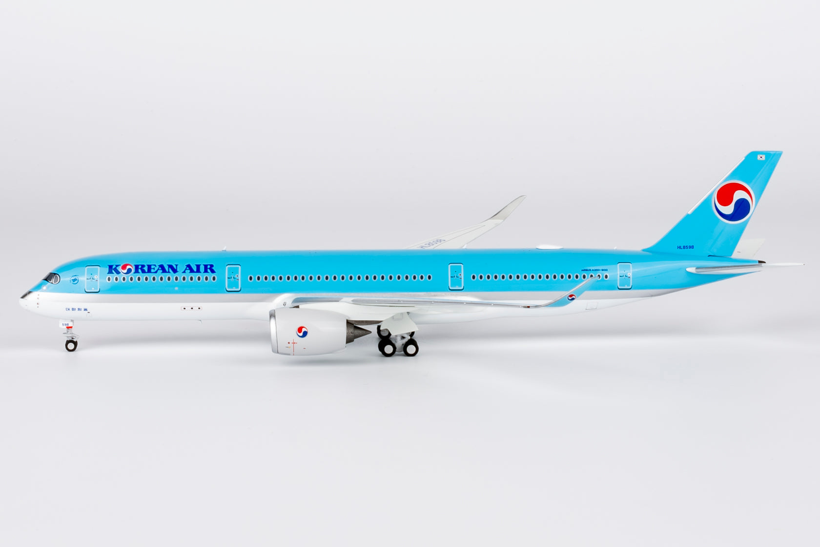 Aviation 1:400 大韓航空 A350-900 HL8598 Aviation 400 A350-900 大韓航空 HL8598 1/400 [AV4289]