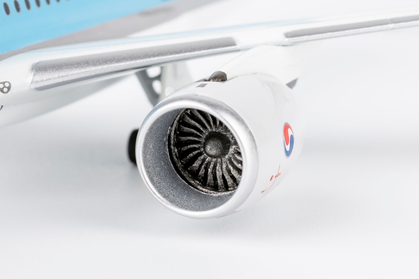 Aviation 1:400 大韓航空 A350-900 HL8598 NG Model Korean Air A350-900 the 1st A350 for KE HL8598