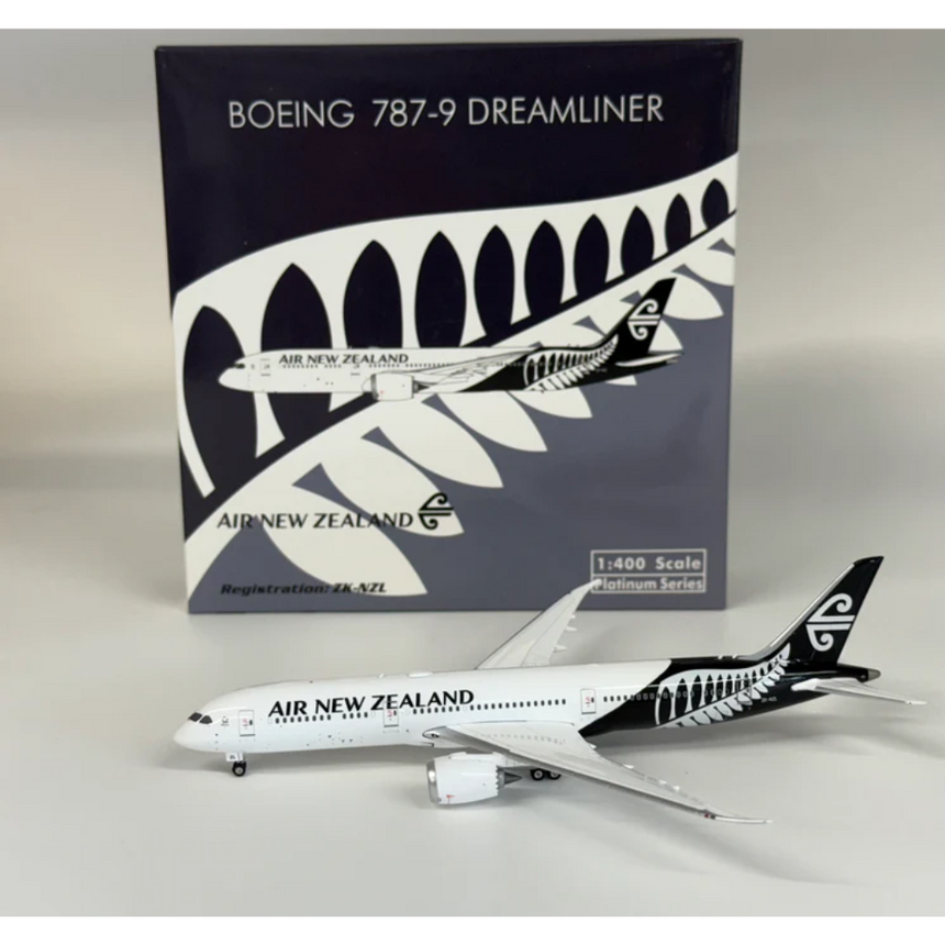Phoenix Air New Zealand Boeing B787-9 ZK-NZL 1/400 Aircraft Scale Model