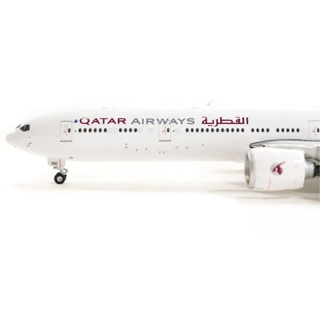 Phoenix Qatar Airways Boeing 777-300ER A7-BOC 1/400 Aircraft Scale Model
