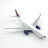 Phoenix Delta Airbus A330-900 N421DX 1/400 Aircraft Scale Model