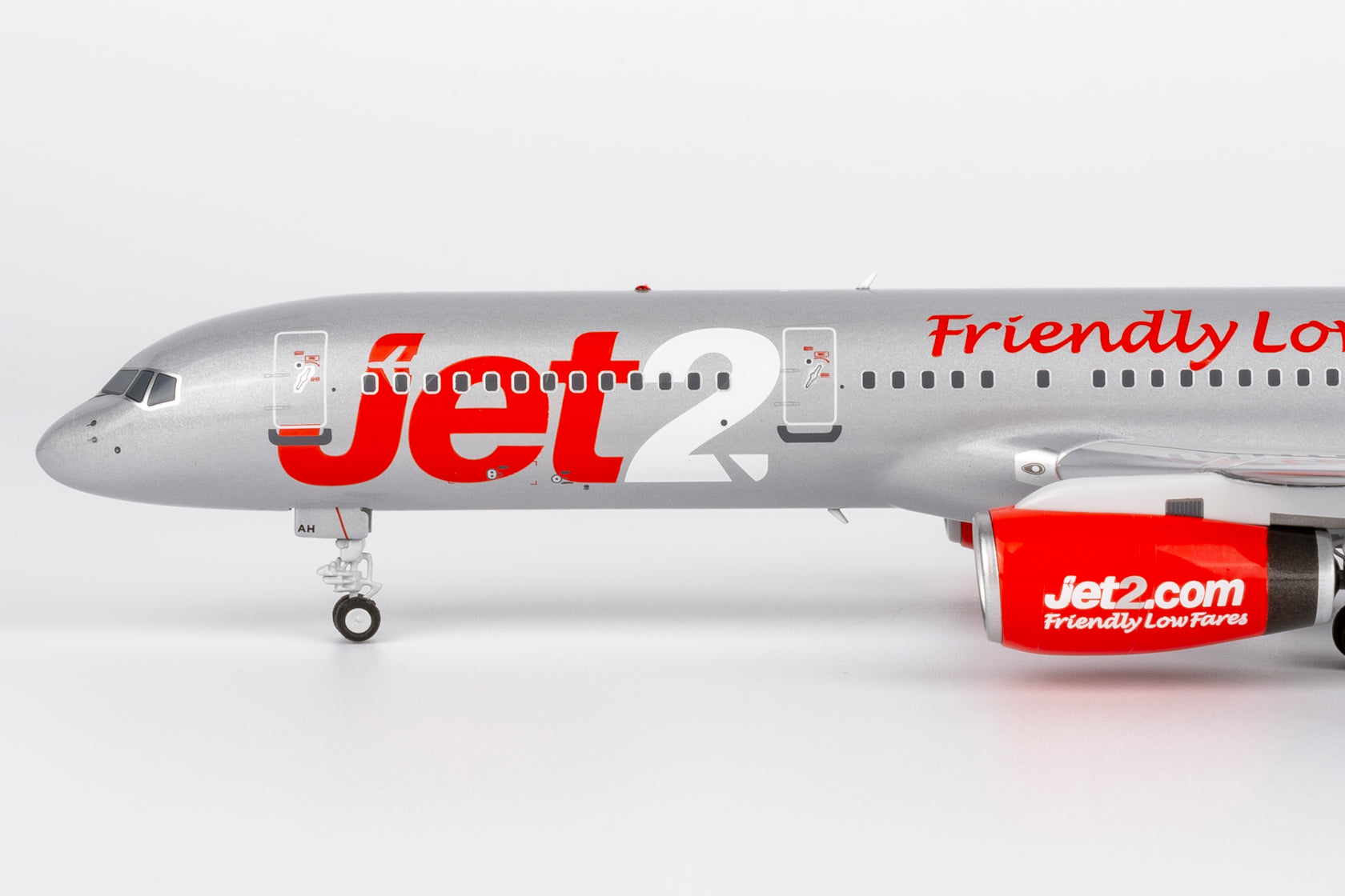 NG Models Jet2 Boeing 757-200 G-LSAH 1/200 Scale NG42053