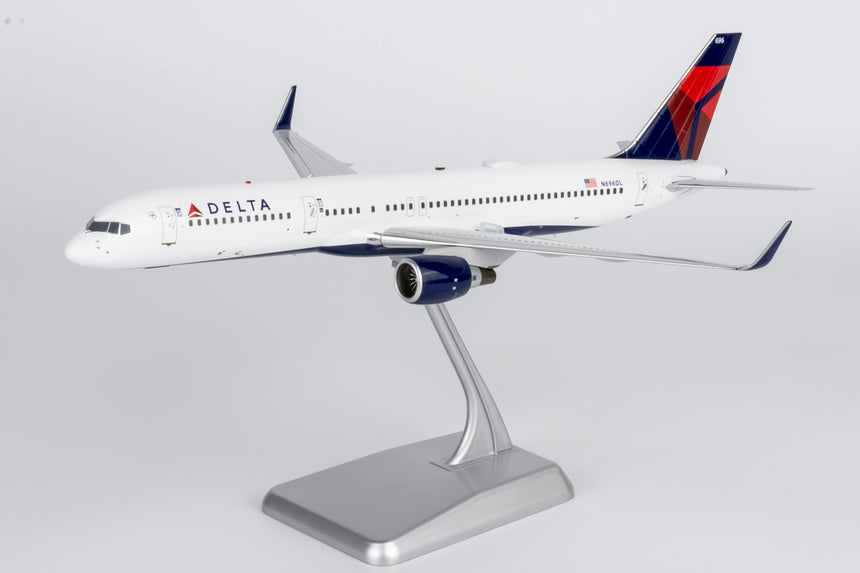 NG Models Delta Air Lines Boeing 757-200/w N696DL 1/200 Aircraft Scale Model