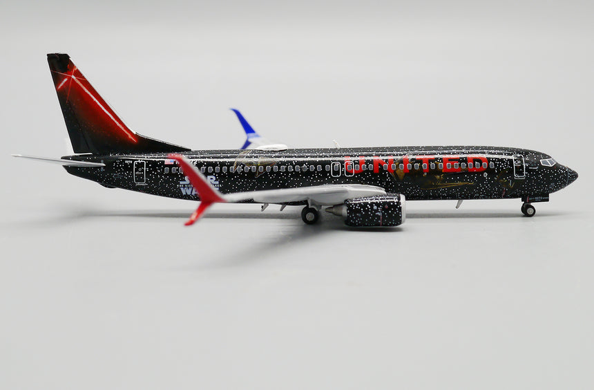 JC Wings United Boeing 737-800 (N36272) 1/400 Aircraft Scale Model